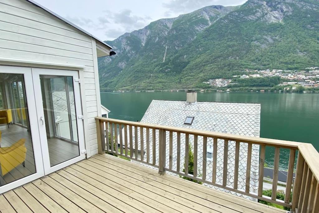 Fjordside Panorama House Trolltunga Villa Odda Esterno foto
